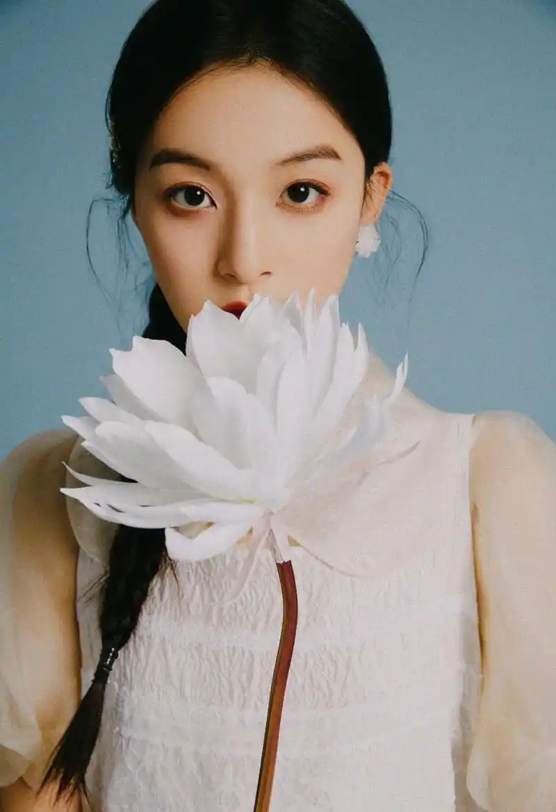 "美少女"顾语涵:美丽大方,楚楚动人