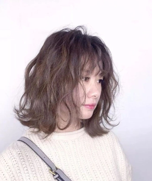 有几种显气质的齐肩卷发,剪了秒变精致女生,你适合哪款?