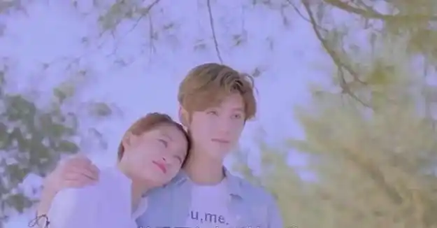 关晓彤让鹿晗一夜掉粉80万她真是单纯的国民闺女吗