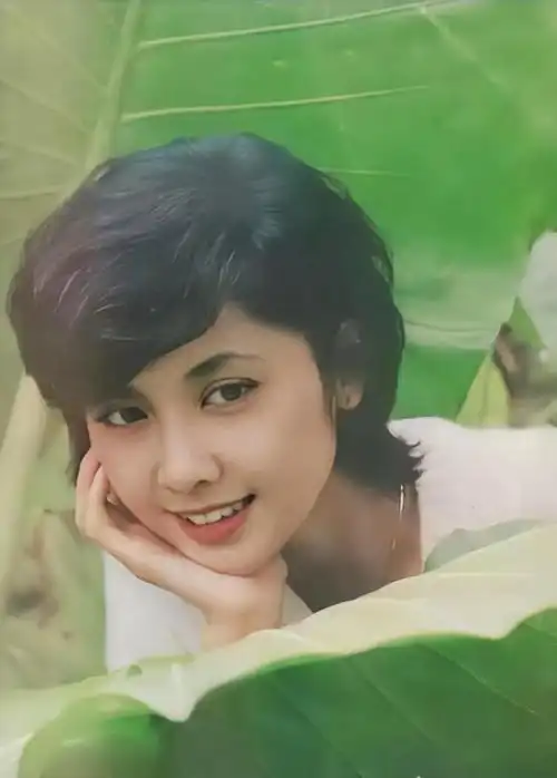 最美的女儿国国王～朱琳~美图集锦