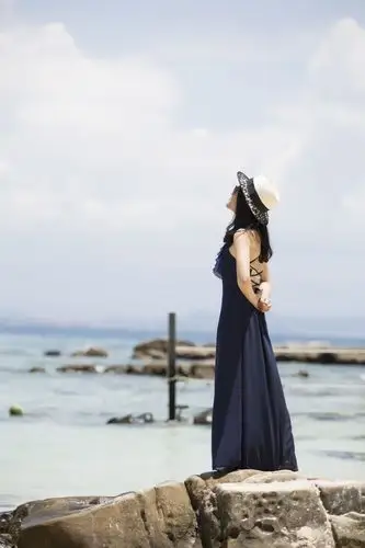 《女人的背影》