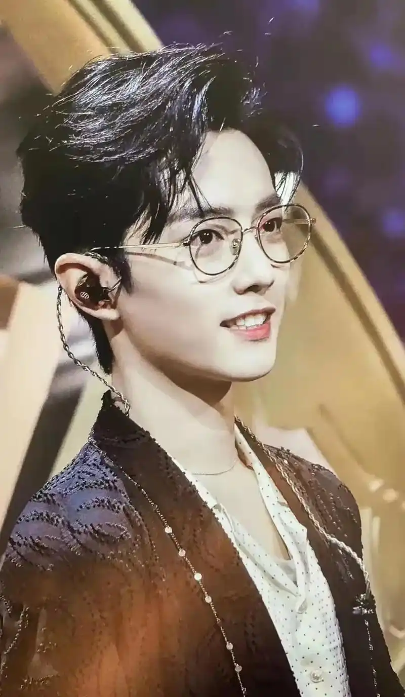 肖战 不经意造成的名场面之海神降临#小飞侠 #1005  - 抖音