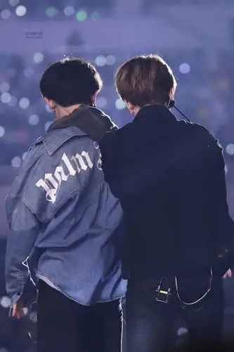 2019年7月8日 14:15   关注  exo 朴灿烈 边伯贤 灿烈 伯贤 评论