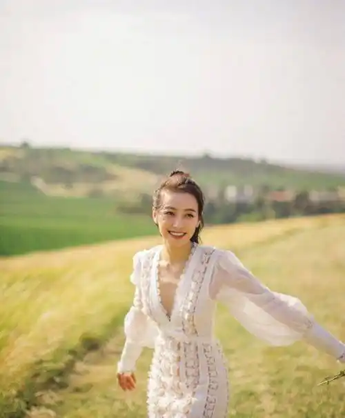 宋茜美妞太会穿了!