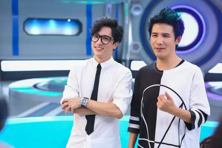 薛之谦大张伟大薛配配配