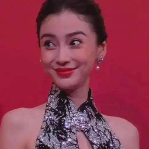 上海这一夜人情世故江湖险恶在35岁杨颖身上体现得淋漓尽致