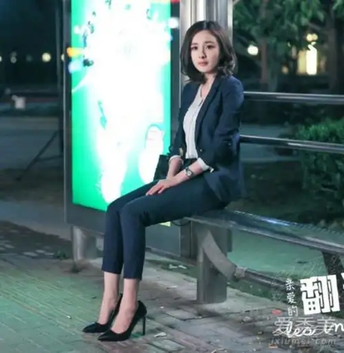 杨幂《翻译官》收官02剧中时尚着装大盘点