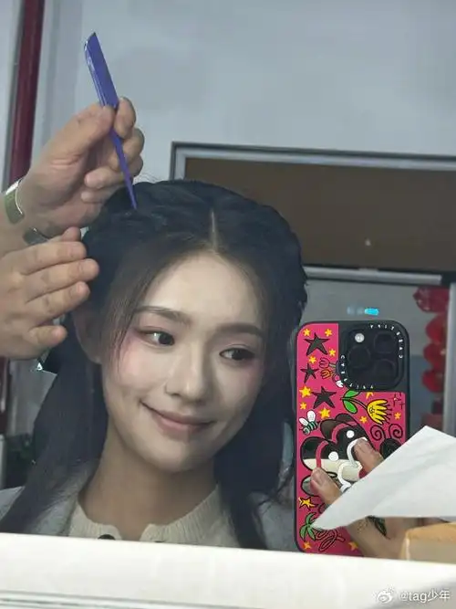 林允自拍好真实##林允晒闭口