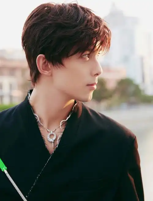 帅气男人图片大全(这3位男明星的长相) - 赤虎壹号