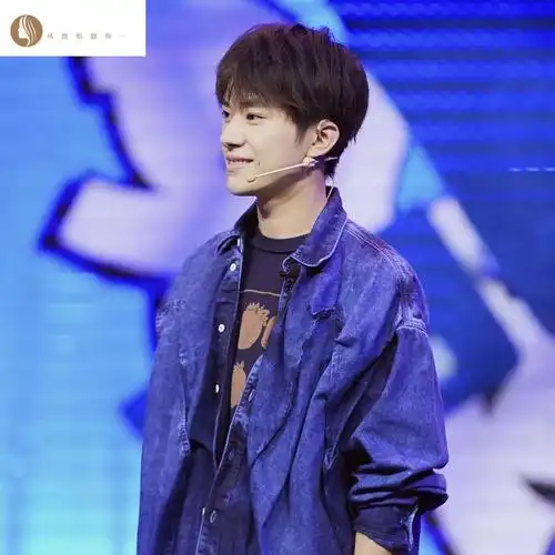 易烊千玺同款短袖t恤衣服男女潮流宽松月色应援服街舞白色s