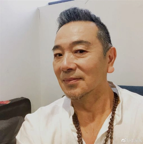 62岁台湾资深男星来大陆惊爆"包二奶"?张晨光:满足不了她们!
