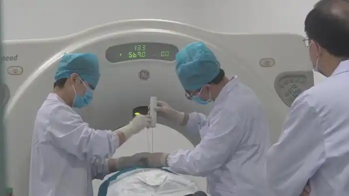 我院成功开展首次ct引导下经皮肺穿刺活检新技术