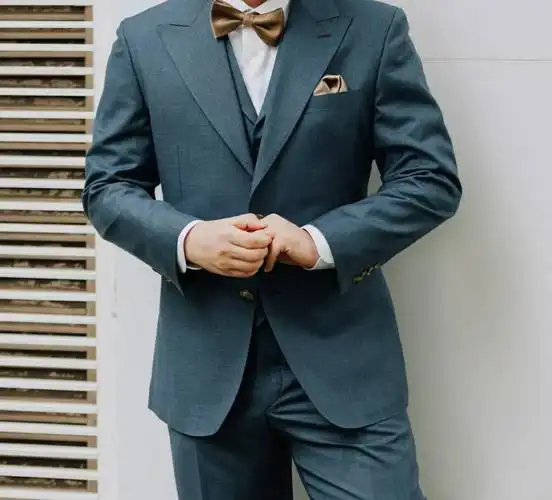 为什么同样是男人穿西装,有的穿的像行业精英,有的却像中介?