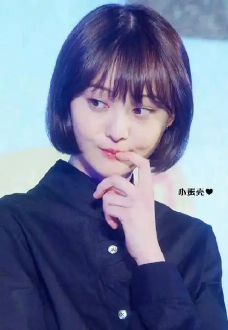 最新郑爽短发发型照片大全集郑爽最美短发图片