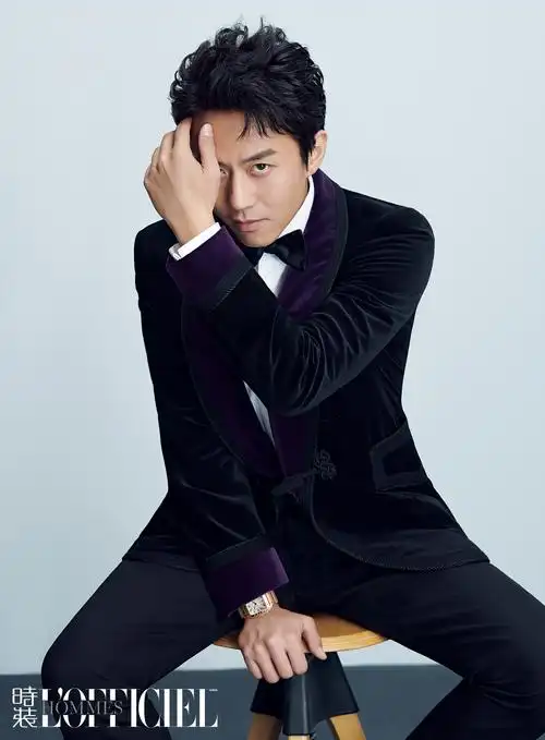 邓超封面大片曝光 绅士mix顽童气质尽显