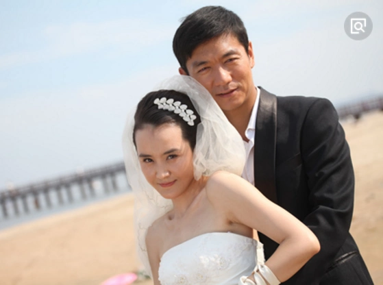 真正零绯闻演员,被张铎称为"居士",网友:"妻子"出家为尼?