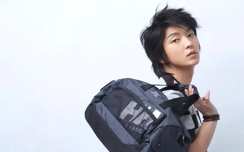 图片名称李准基壁纸9