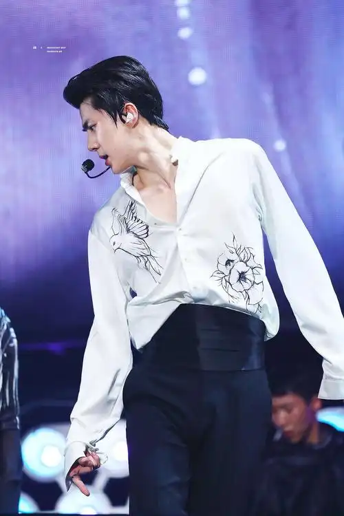 吴世勋束腰合集