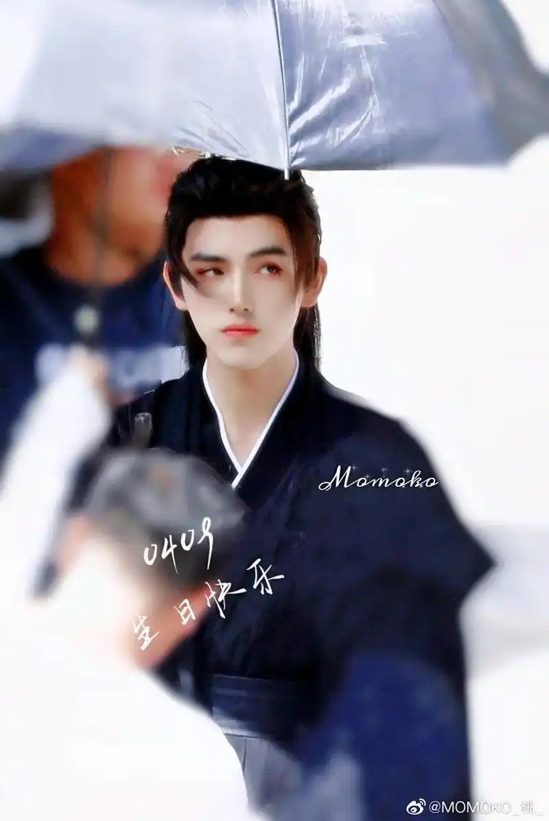 存的一些当时的高清路透图#罗云熙 #陈飞宇 #剧版燃晚 #皓 - 抖音