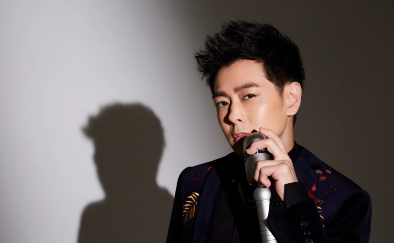 2019-11-18 10:49 0 1 林志颖海报演唱会