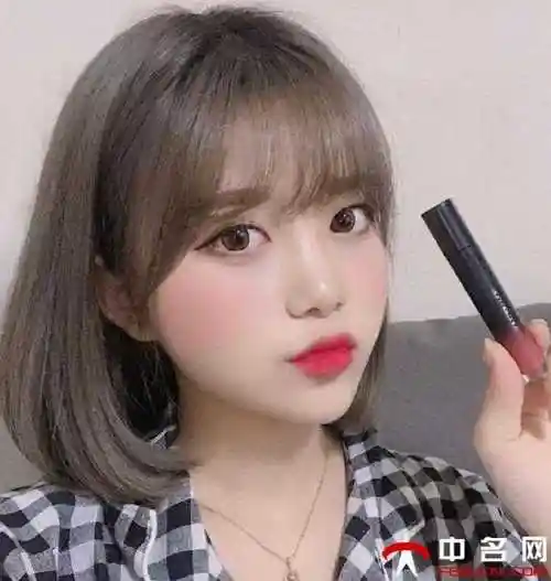 适合00后学生党的刘海比较青春活泼可爱的造型