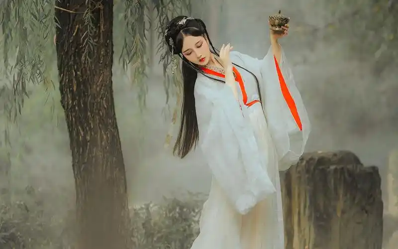 古装汉服美女古风唯美写真