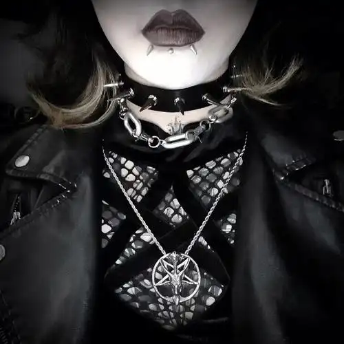 铆钉机车摇滚黑金属哥特暗黑项圈