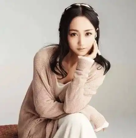 很难捧红的4位女星,景甜江疏影上榜,最后一个被称为千年老二_电视剧