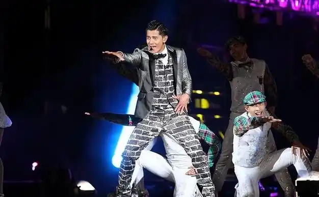 没在我们医院,不知道他住哪|演唱会|郭富城|李连杰|金曲奖|古典乐