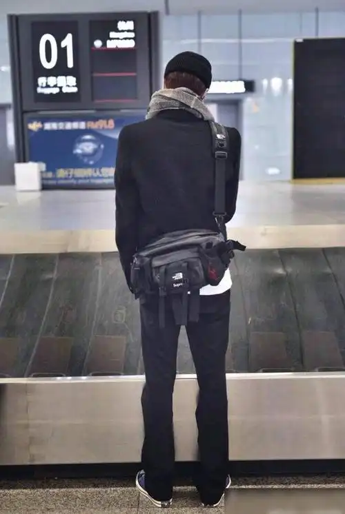 王一博的背影也太有安全感了吧