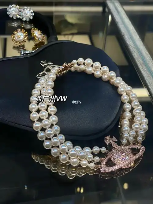 viviennewestwood玫瑰金三层平面珍珠项链