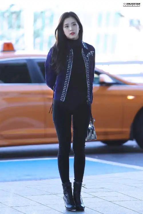 女孩子最喜欢的腿精#99996900kimjisoo超话特别喜欢金智秀