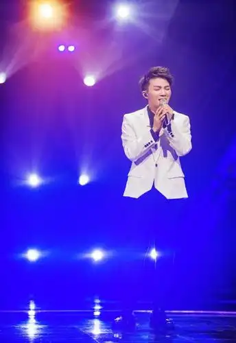 声入人心周深《memory》实时上线酷狗 评论火速破千_组合