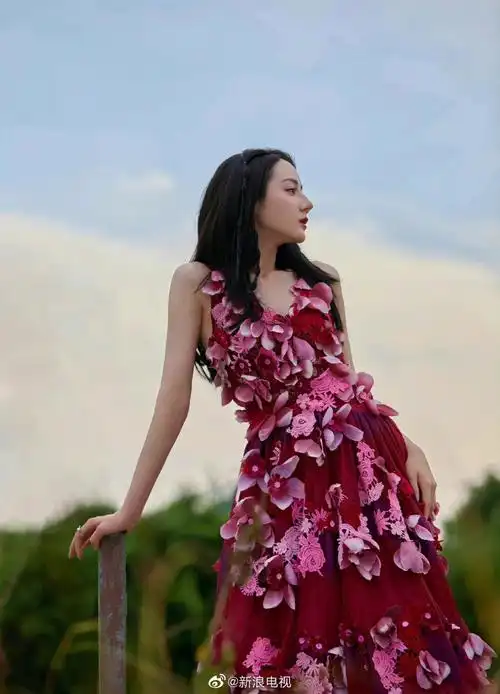 迪丽热巴谁能不爱