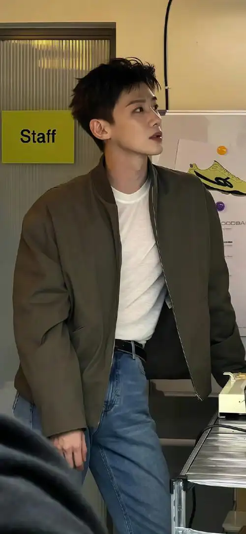 白敬亭壁纸 大放送📸