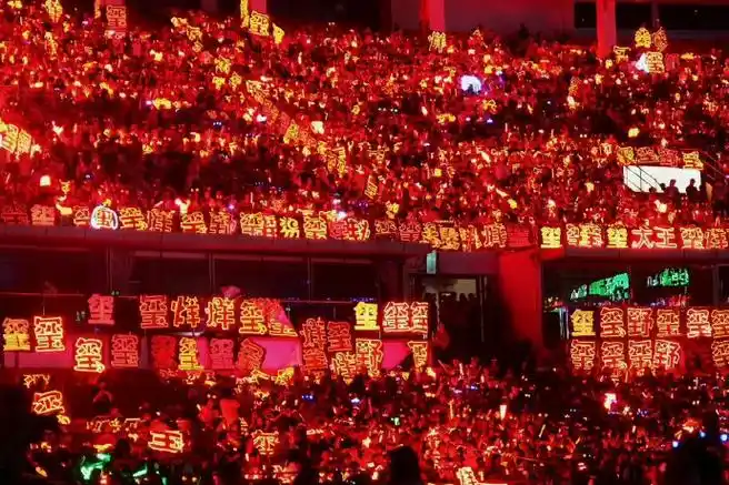 赠易烊千玺红海三千里##易烊千玺新专辑刘艳芬