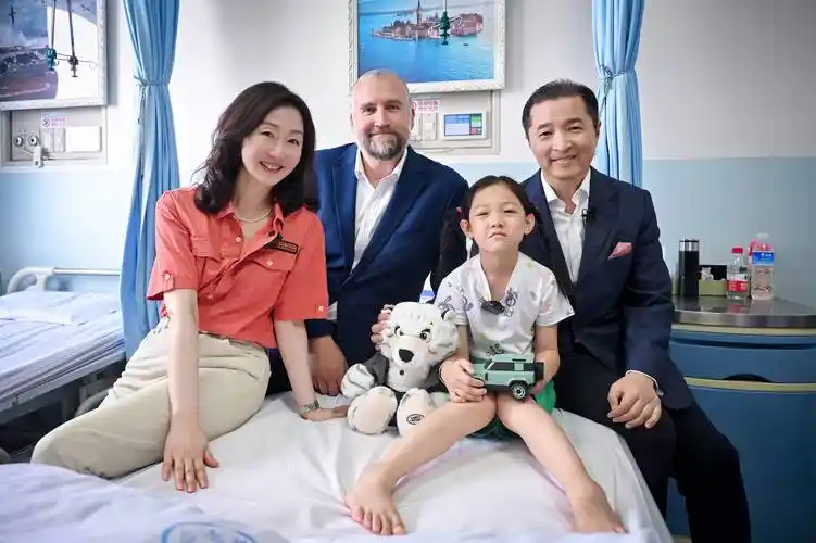 在坚守中思变前行捷豹路虎的十年公益之路