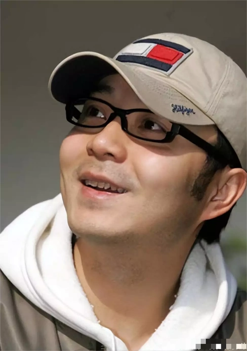 从卫视一哥到无人问津毁掉汪涵的不是高山是一粒尘土