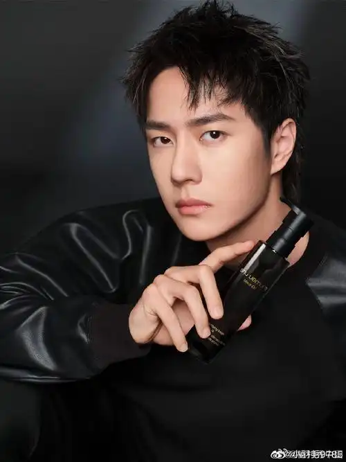 全球品牌代言人#王一博#植村秀水感黑油#邀你一起开启油皮卸妆新体验!