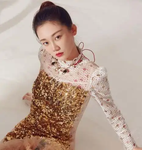 面对这样的结果,苗苗的心中难免会感到十分难受,这无疑给她的情绪带来