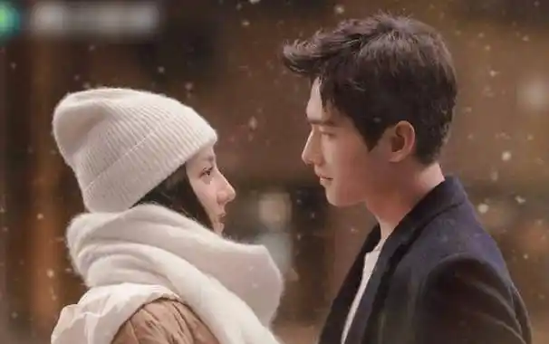 《你是我的荣耀》预告发出,杨洋迪丽热巴粉丝却撕番,是闹哪出?