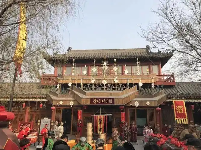 2018年,清明上河园和您一起"蒸蒸日上"!