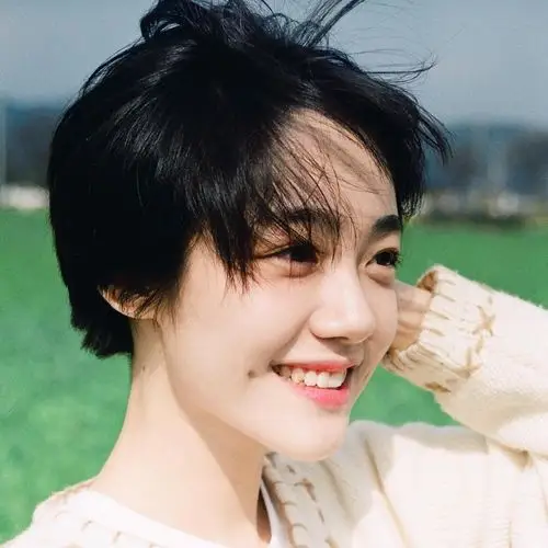 苏周妍 笑起来超甜的女孩