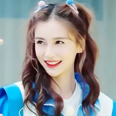 杨颖头像自调头像,抱图dd. 二转注明来源,盗图sm