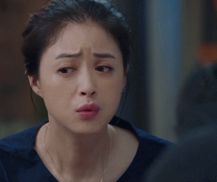 李湘晒照女儿蒋欣2句话评论折射现状境遇有点心酸