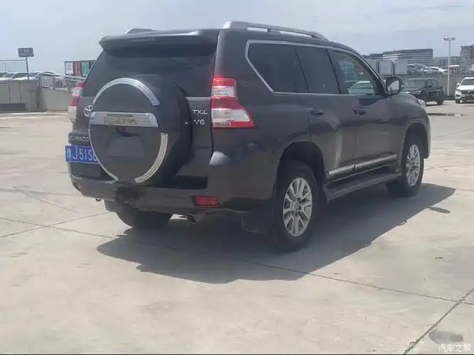 最新拿下 18年丰田普拉多4.0l 原版车况 实表15万公里