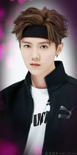 高品质鹿晗微信聊天背景_帅气迷人的鹿晗