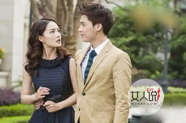 千金归来李沁李易峰结婚照曝光两人被赞有夫妻相2