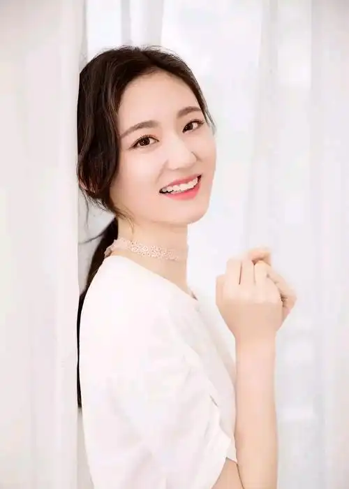 青春靓丽王莫涵图集