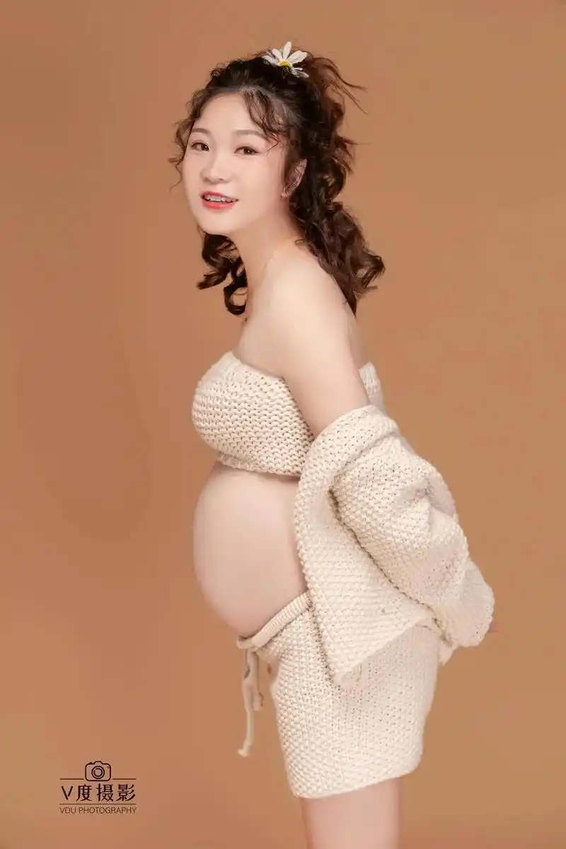 二胎孕妇照 1 1=4.#德兴写真 #德兴孕妇写真 #孕妇照 - 抖音